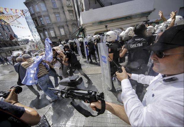 REUTERS REUTERS