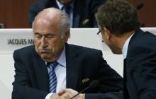 Media: Fifa secretary general Valcke accused of transferring bribe cash