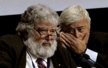 FIFA ex-official admits taking bribe for World Cup bid
