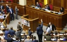 Порошенко просить Раду ратифікувати меморандум з Німеччиною про гроші на відновлення інфраструктури сходу