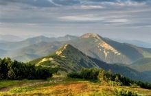На вихідних у західних областях різко похолодає до +10, в інших регіонах - спека
