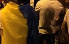 На митинге в Ереване замечены флаги Украины и ЕС - соцсети