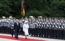 Меркель приняла королеву Елизавету II в ходе ее визита в Германию