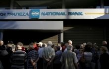 Banks close doors and euro plunges as Greece heads to brink of default and ‘Grexit’