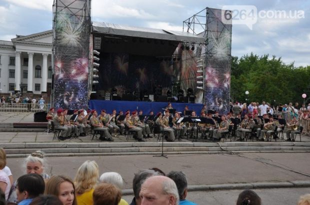 Президентский оркестр в Краматорске / 6264.com.ua Президентский оркестр в Краматорске / 6264.com.ua