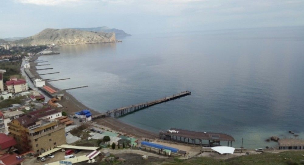 Russia supplies oil to Crimea’s Feodosiya despite sanctions UNIAN