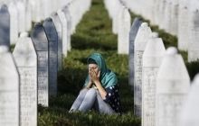 В Боснии поминают жертв резни в Сребренице