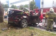 Женщина во взорванном автомобиле в Донецке оказалась секретарем главаря "ДНР" Захарченко