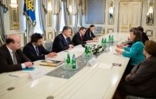 Нуланд обсудила с Порошенко выполнения Минских договоренностей и заверила в поддержке со стороны США