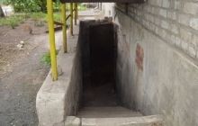 У Щасті в підвалі багатоповерхівки знайшли бомбу, складену з двох протитанкових мін (фото)