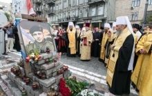 Блаженнейший Онуфрий во время крестного хода почтил память погибших на Майдане