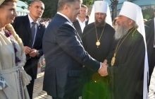 Порошенко вклонився чудотворним іконам Богородиці у Києво-Печерській лаврі