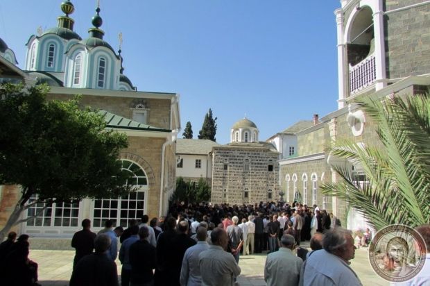 На Афоне состоялись торжества в честь святого великомученика и целителя Пантелеимона (фото) На Афоне состоялись торжества в честь святого великомученика и целителя Пантелеимона (фото)