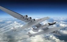 США через два роки представлять літак-гігант, розмір якого перевищує футбольне поле (фото, відео)