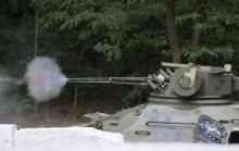 Турчинов оглянув нові українські БТРи: Ця бойова машина краща за російські аналоги (фотогалерея)