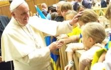 Діти із зони проведення АТО на Сході України зустрілися з Папою Франциском