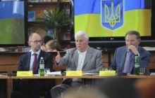 Кравчук вважає, що голосувати за зміни до Конституції потрібно після місцевих виборів
