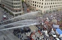Тысячи людей вышли на демонстрацию в Бейруте с требованием убрать мусор с улиц