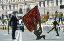 Порошенко: агрессия России унесла жизни почти 2100 украинских воинов. "Не забудем, не простим"