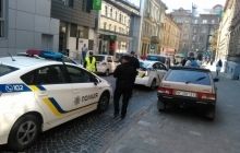В Киеве задержали нетрезвого прокурора, который стрелял по фонарям – СМИ