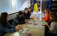 Порошенко та Могеріні в Брюселі обговорили умови продовження та посилення санкцій щодо РФ