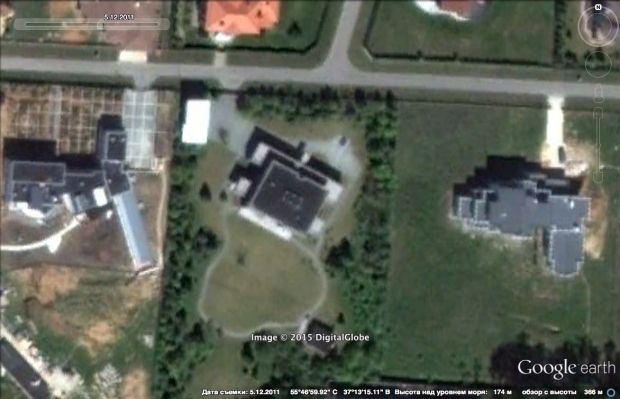 Не 470 млн рублей, а не менее 1 млрд: Навальный извинился перед Песковым за заниженную стоимость его дома (фото)