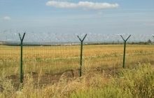 Rzeczpospolita: Сусіди масово відгороджуються від Росії ровами й загородами