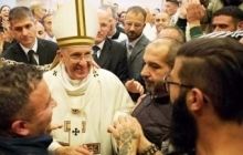 Група в'язнів відвідала Сикстинську капелу і молилася разом з Папою Римським
