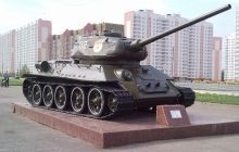 У Молдові почали демонтувати радянські танки з пам'ятників