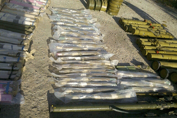 В Лисичанске найден крупный тайник с оружием и боеприпасами