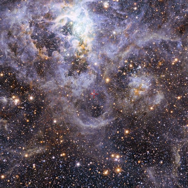Положение системы VFTS 352 в Большом Магеллановом Облаке / eso.org Положение системы VFTS 352 в Большом Магеллановом Облаке / eso.org