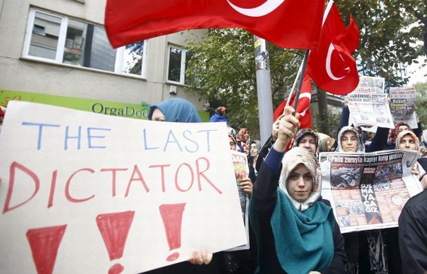REUTERS REUTERS