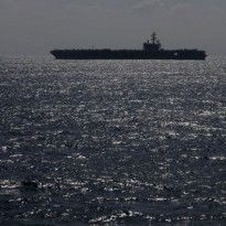 США направят авианосную ударную группу к берегам Корейского полуострова