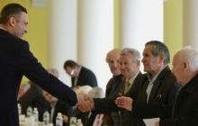 Понад 300 тисяч киян отримали соціальну допомогу до Міжнародного дня громадян похилого віку
