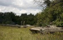 LPR withdraws light weapons, DPR to wait until October 18
