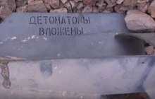 У мережі з'явилося відео з нерозірваною авіабомбою, яку РФ кинула на одне з міст Сирії