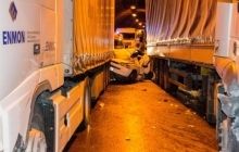 У Болгарії в тунелі зіткнулися 50 автомобілів (фото)