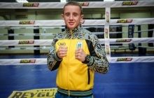 Украинский боксер Беляк вышел в четвертьфинал Чемпионата мира
