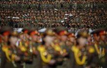 КНДР отпраздновала юбилей правящей партии масштабным военным парадом (фоторепортаж)