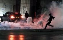 В Косово полиция применила слезоточивый газ против демонстрантов (фото)