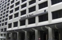 S&P predicts 15% economic contraction in Ukraine in 2015