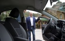 Путин сел в новую "Ладу" и смог доехать на "Валдай" без происшествий