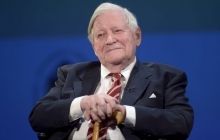 В Германии умер бывший канцлер Гельмут Шмидт