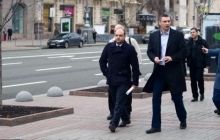 Для паркування авто у центрі Києва є три тисячі спеціально відведених паркомісць - КМДА