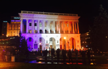 Ukrainians honor Paris terror attack victims at Kyiv's French Embassy
