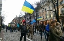 Учасники Віче з Майдану прийшли під Печерський суд "звільняти" затриманого "свободівця"