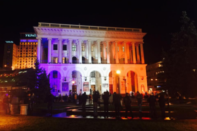 Ukrainians honor Paris terror attack victims at Kyiv's French Embassy