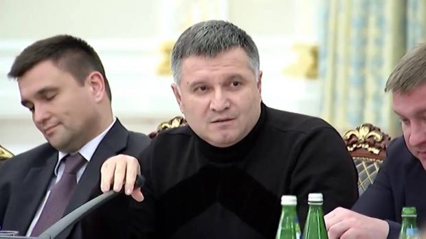 The Interior Minister before throwing his glass of water at Saakashvili / Screenshot