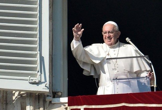 Папа Франциск на площади Святого Петра – AFP