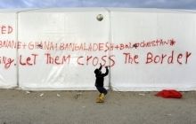 Tusk: Refugees arriving in Europe should be detained for 18 months